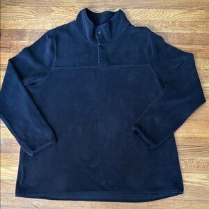 32 Degrees Men's Black Crewneck Sweater